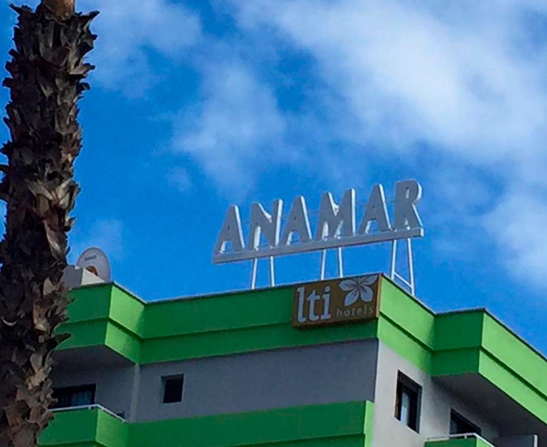 Letras corporeas anuncios luminosos torres las palmas 8